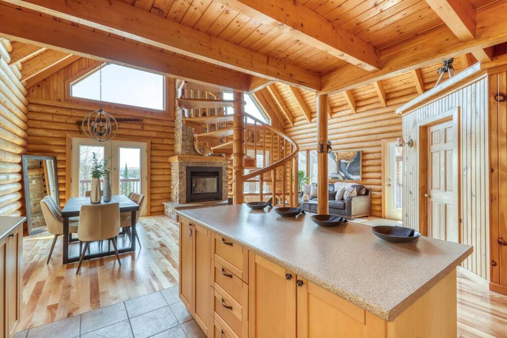 Le Courchevel Luxe Chalet - Private Pool - Jacuzzi - Ski Saint Adolphe D'Howard Zewnętrze zdjęcie